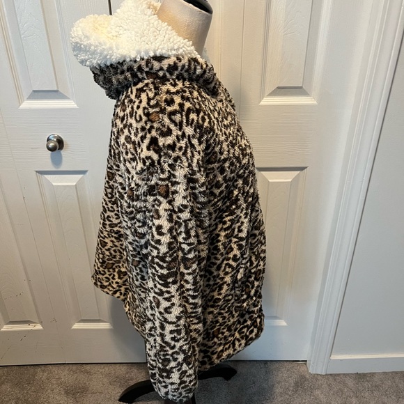 Sherpy reversable size L jacket - Picture 13 of 15